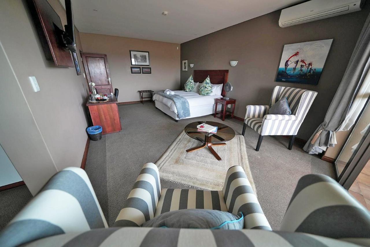יוהנסבורג Over The Moon Guesthouse מראה חיצוני תמונה
